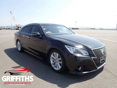 Toyota Crown Hybrid 