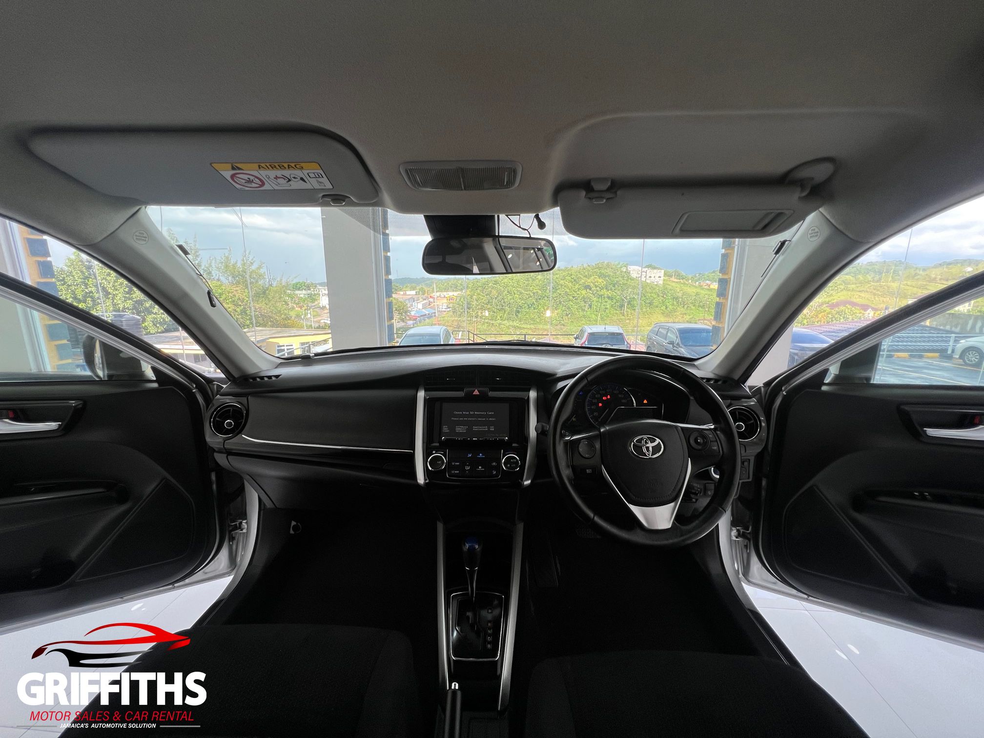 Vehicle Image 13