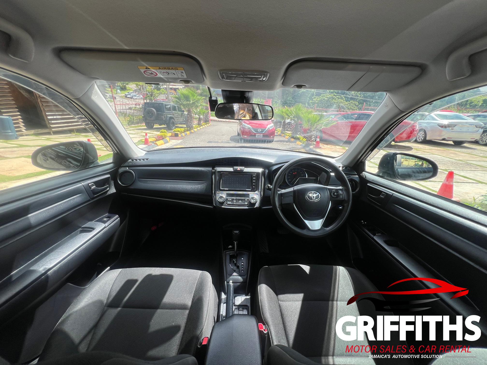 Vehicle Image 9