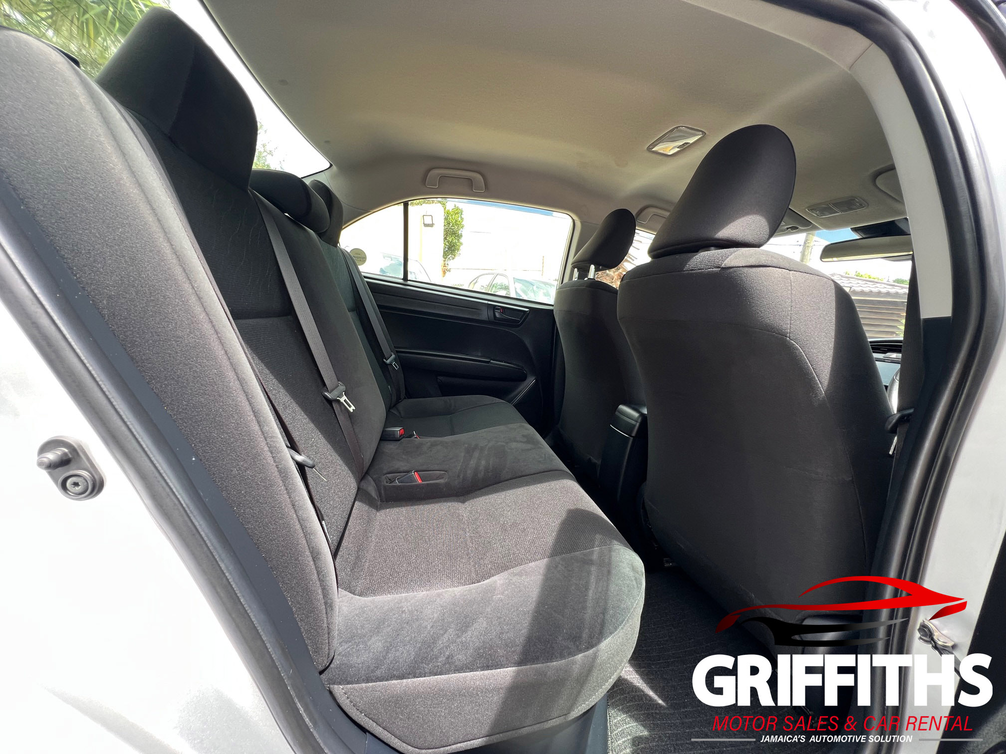 Vehicle Image 15