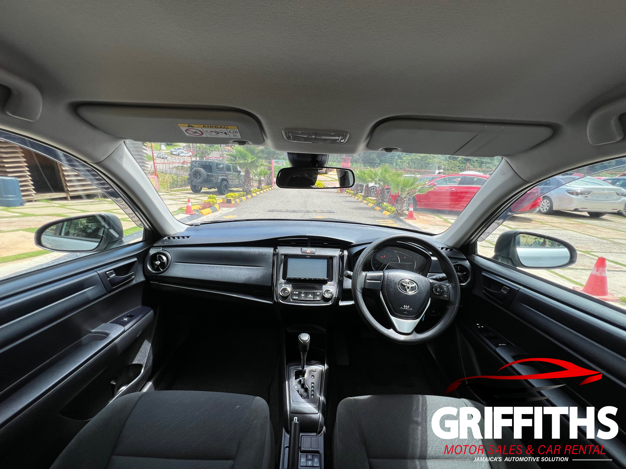 Vehicle Image 9