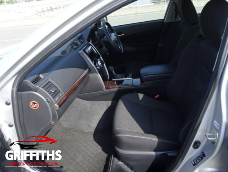 Vehicle Image 8