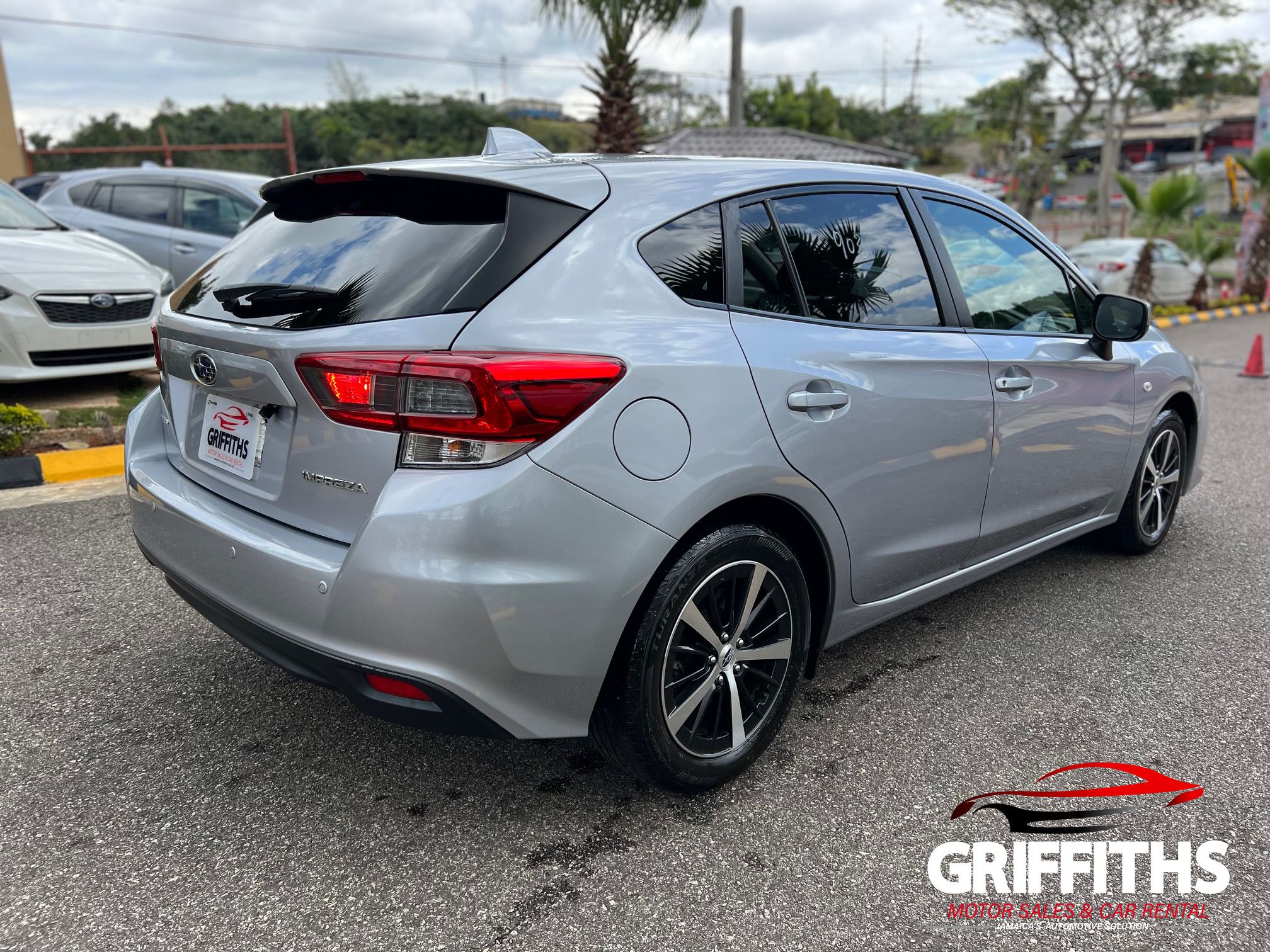 Vehicle Image 9