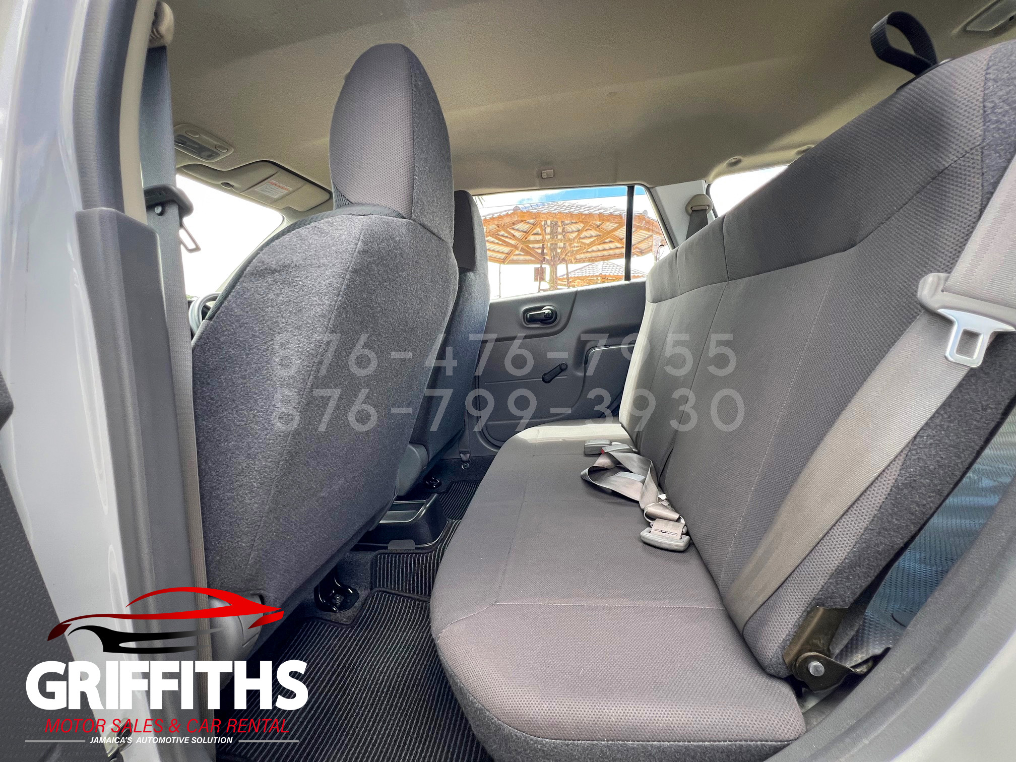 Vehicle Image 12