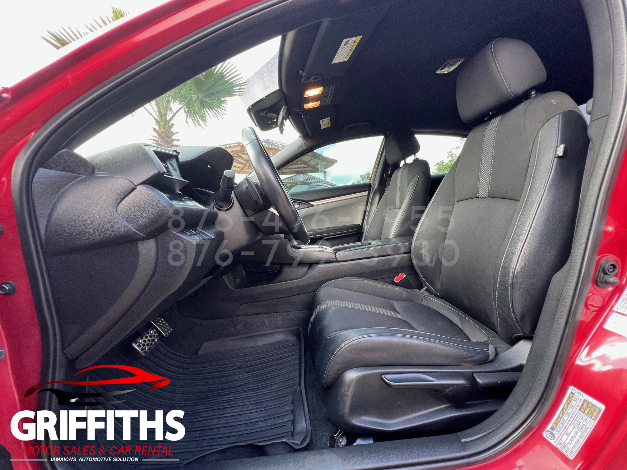 Vehicle Image 12