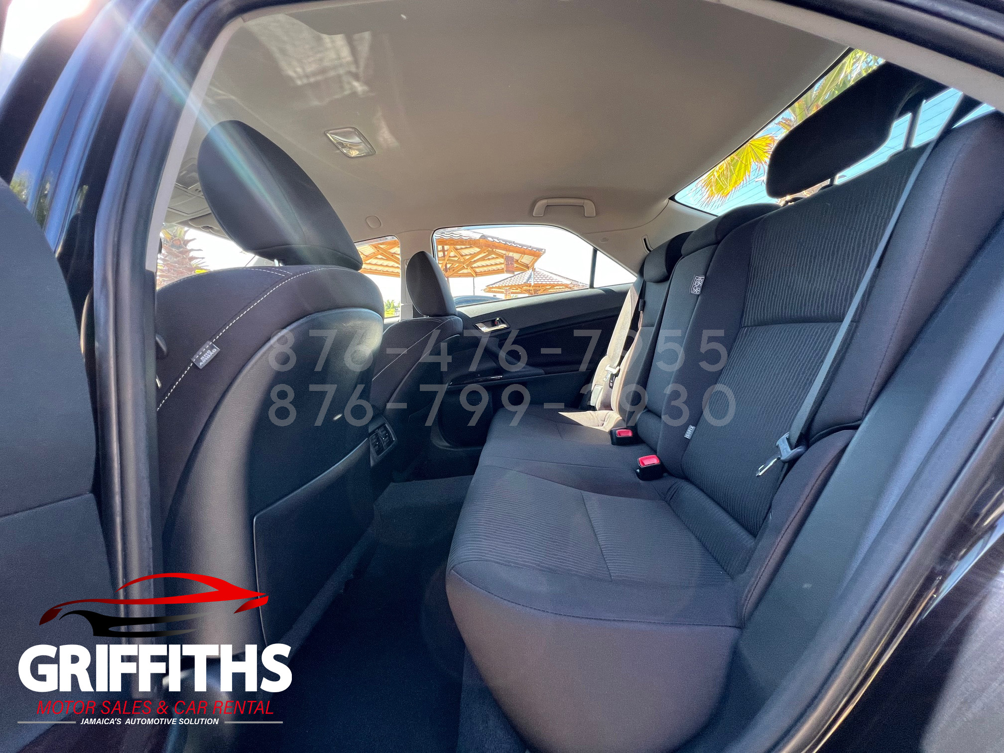 Vehicle Image 12