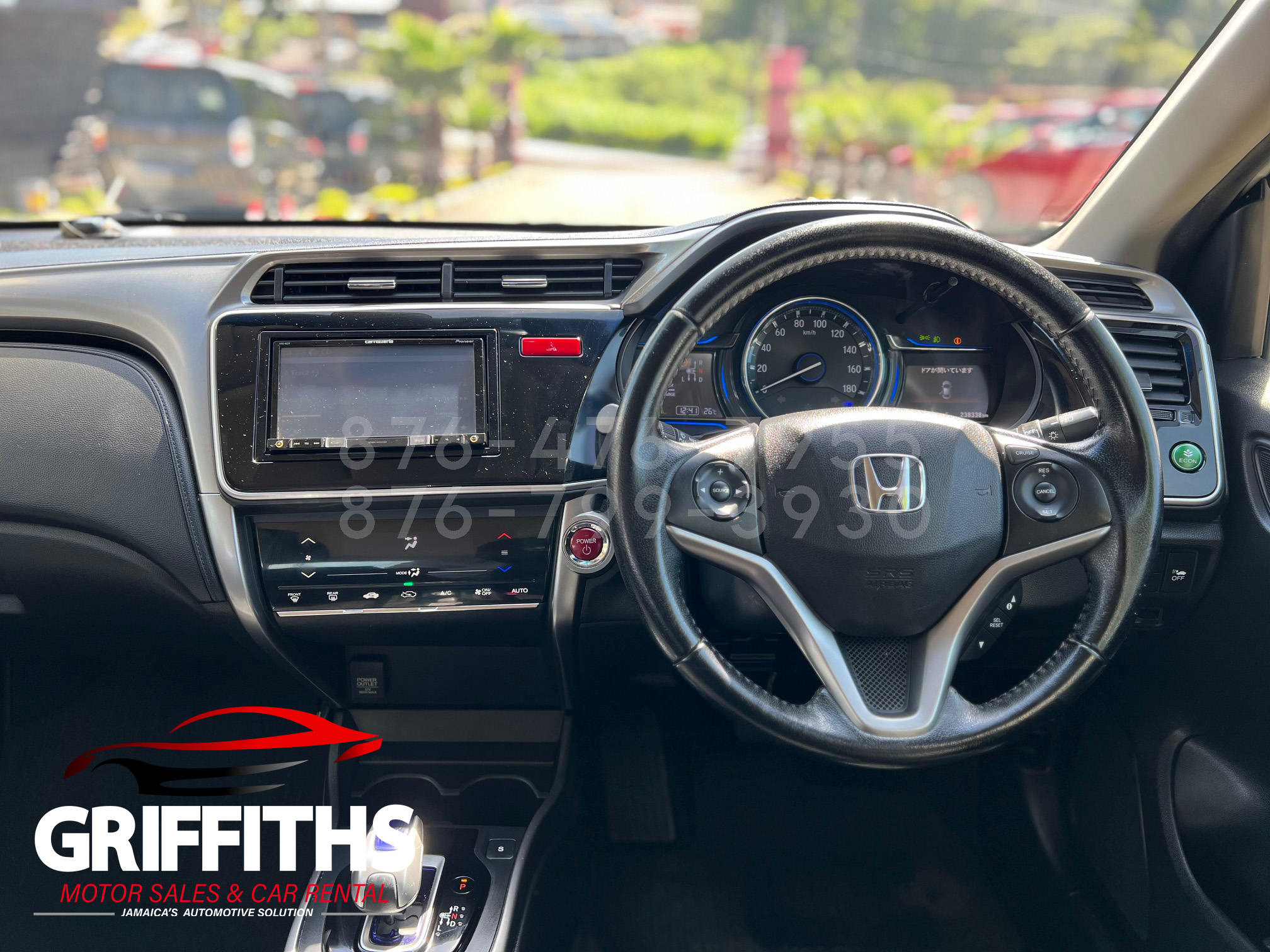 Vehicle Image 10