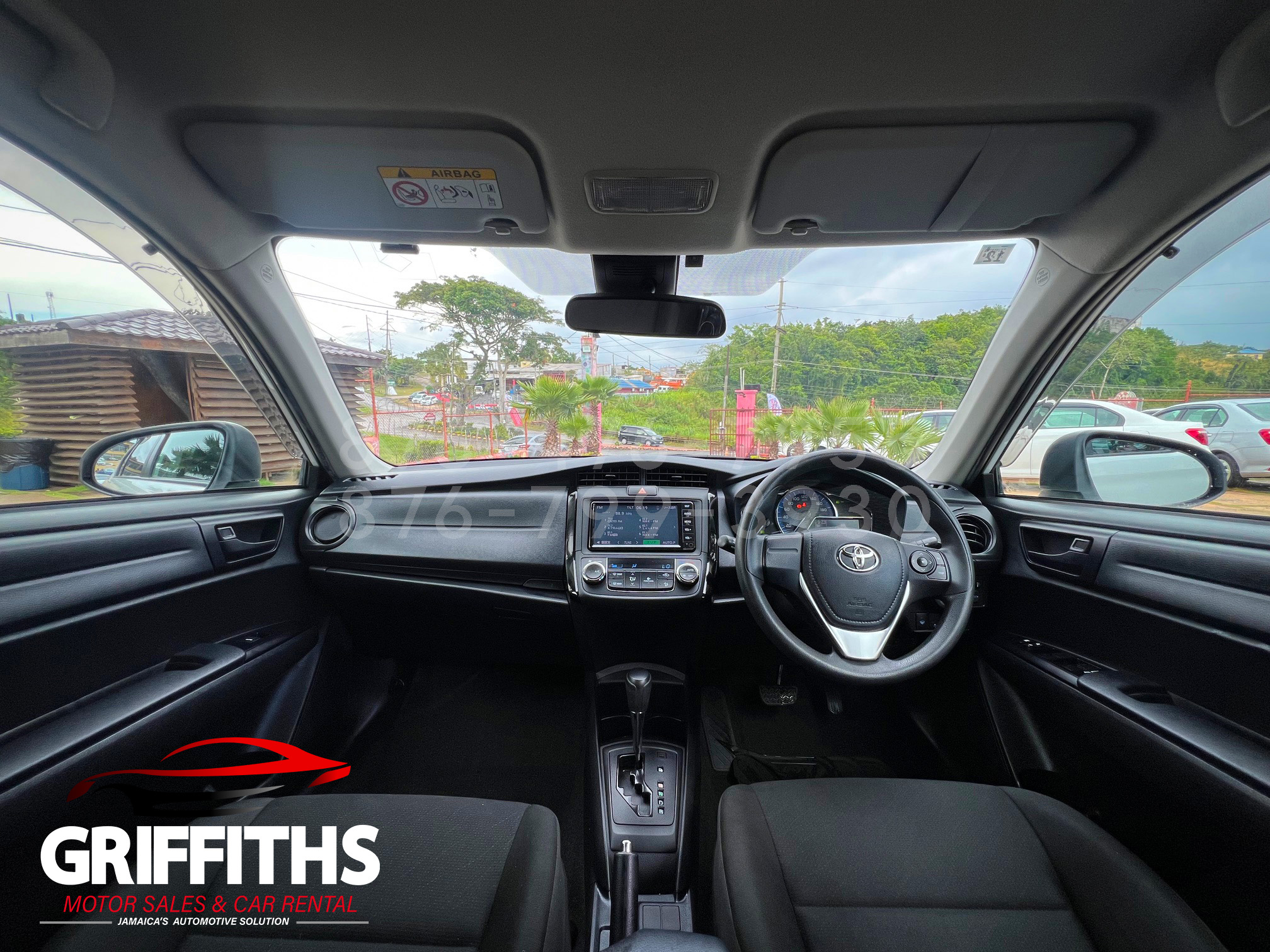 Vehicle Image 9