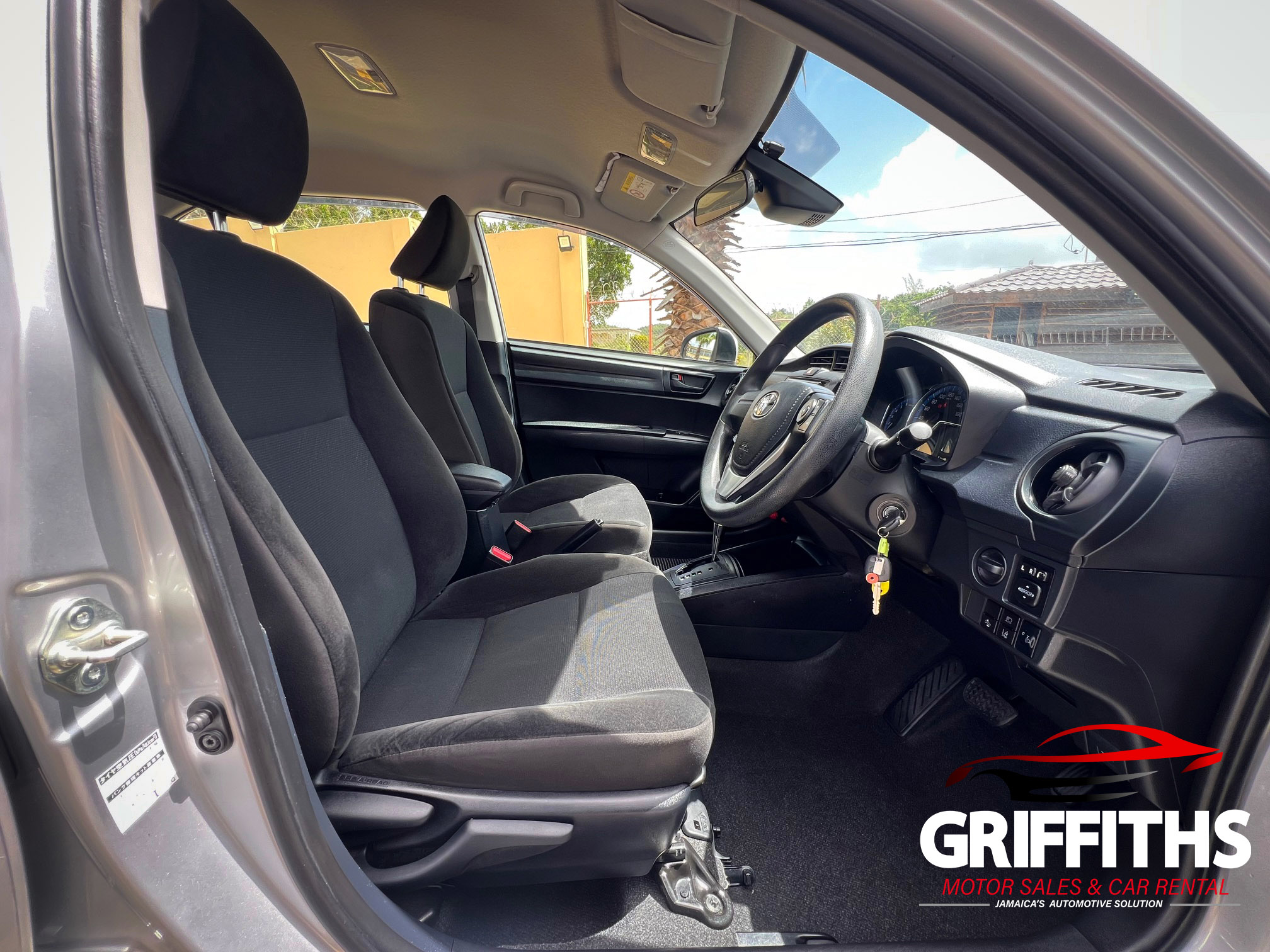Vehicle Image 11