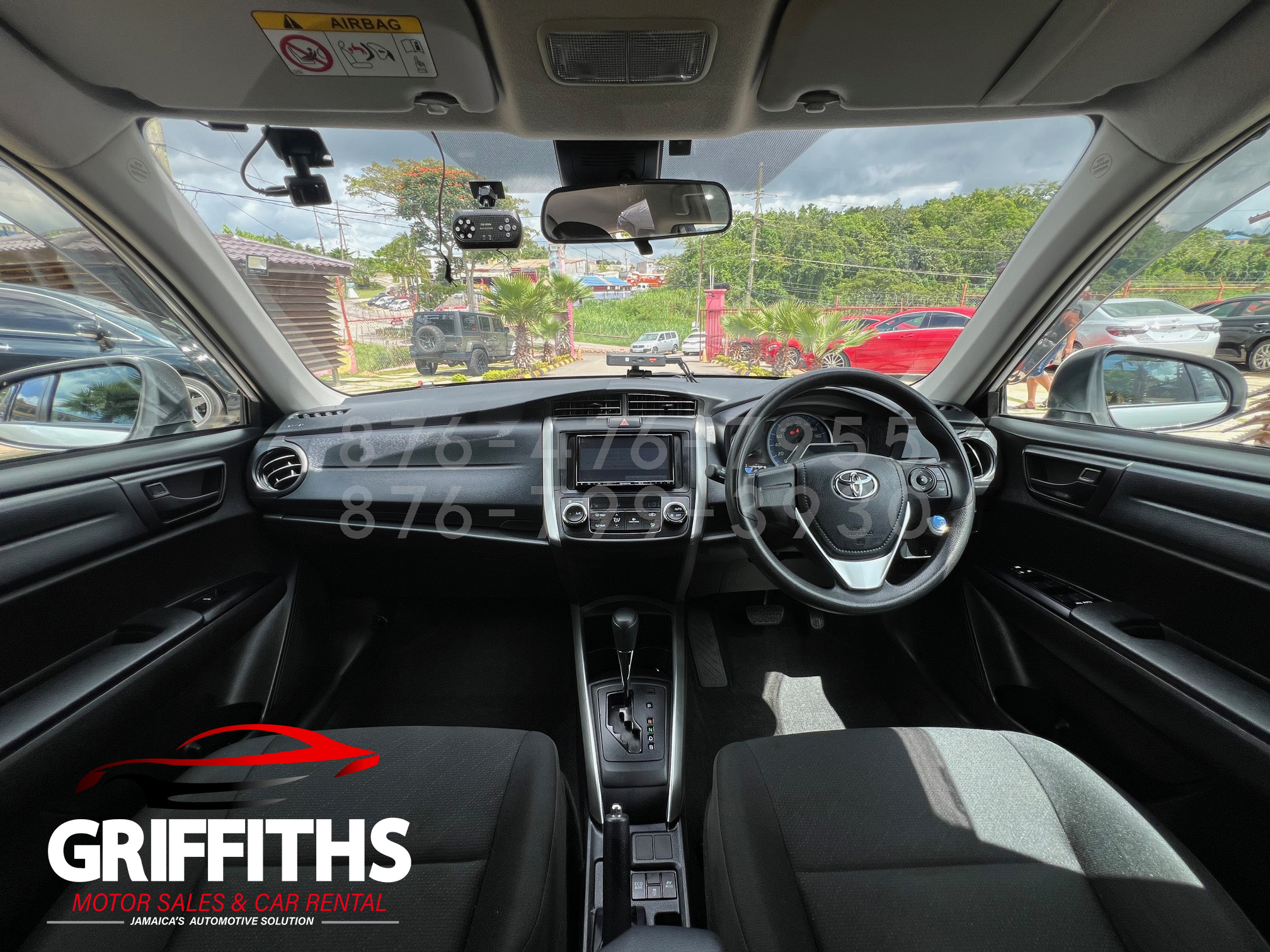 Vehicle Image 9