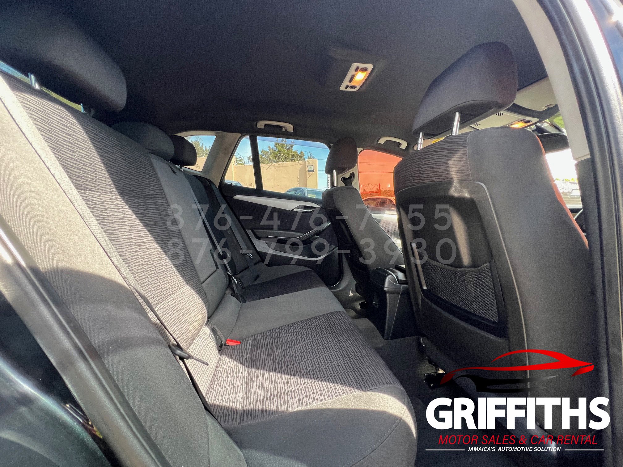 Vehicle Image 14