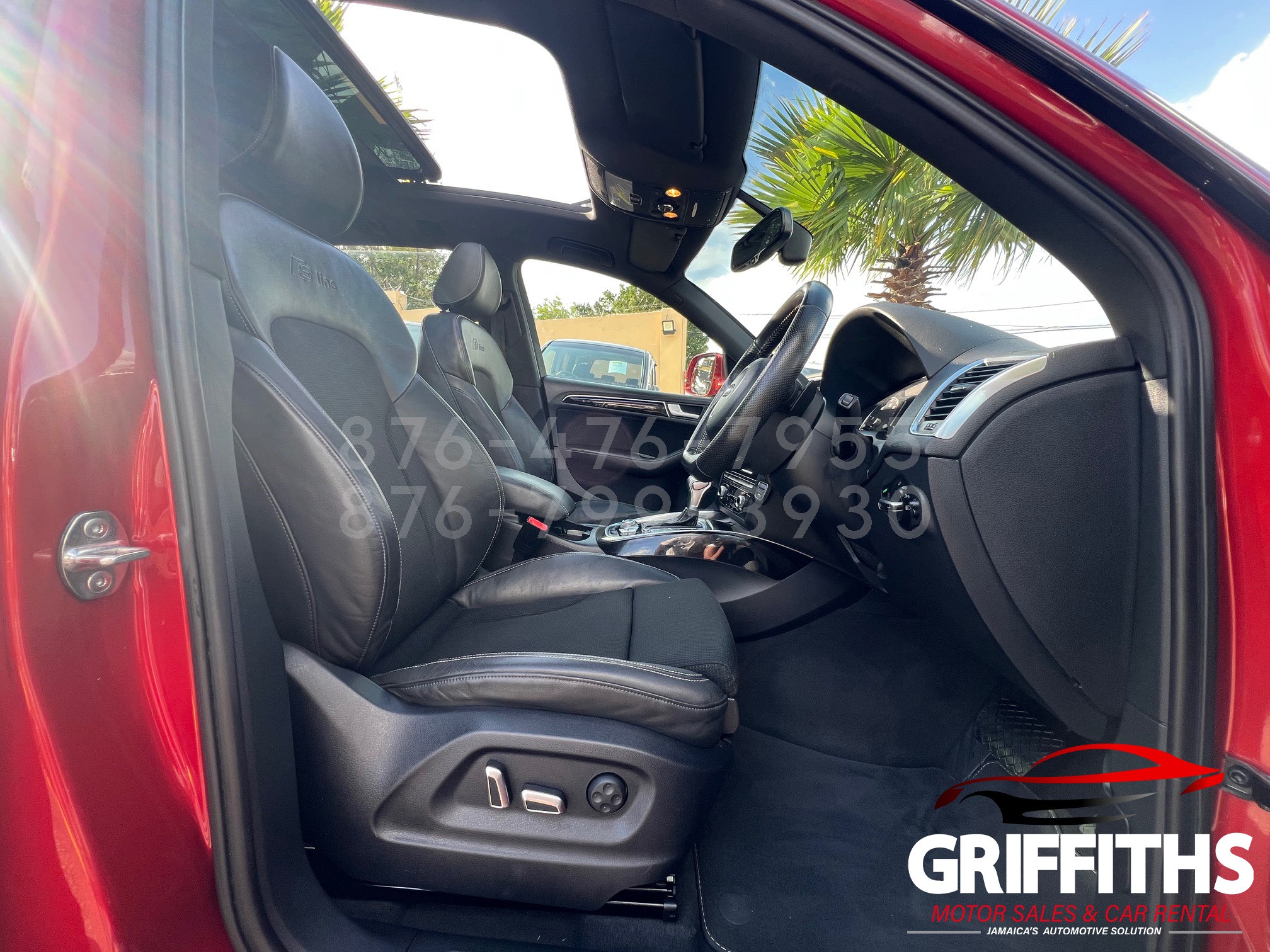 Vehicle Image 12