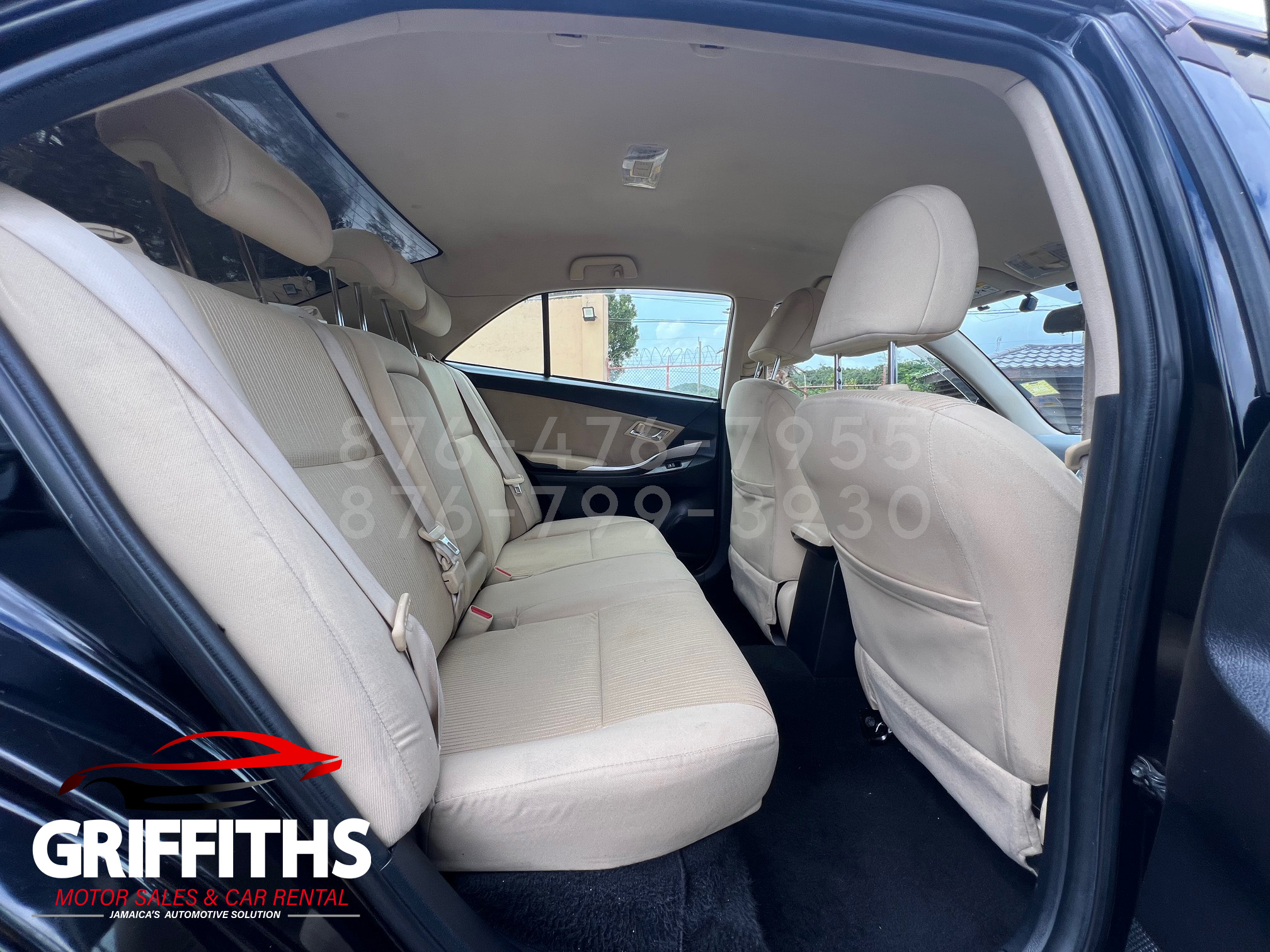 Vehicle Image 13