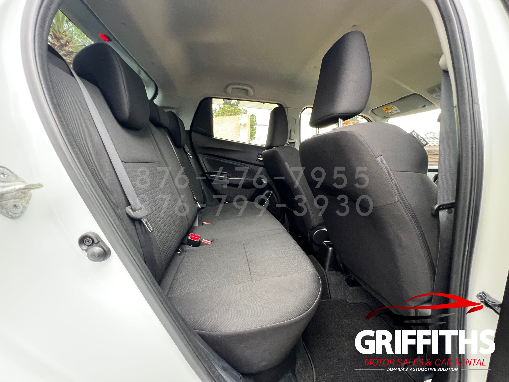 Vehicle Image 14