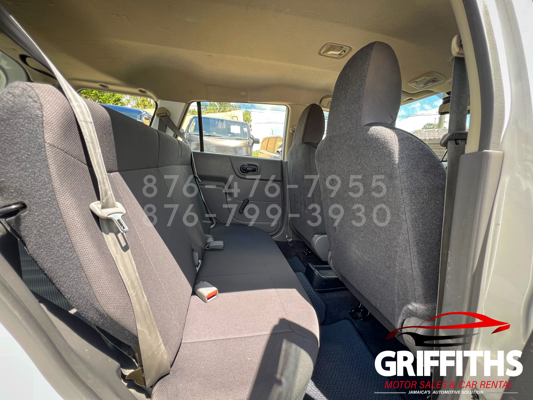 Vehicle Image 14
