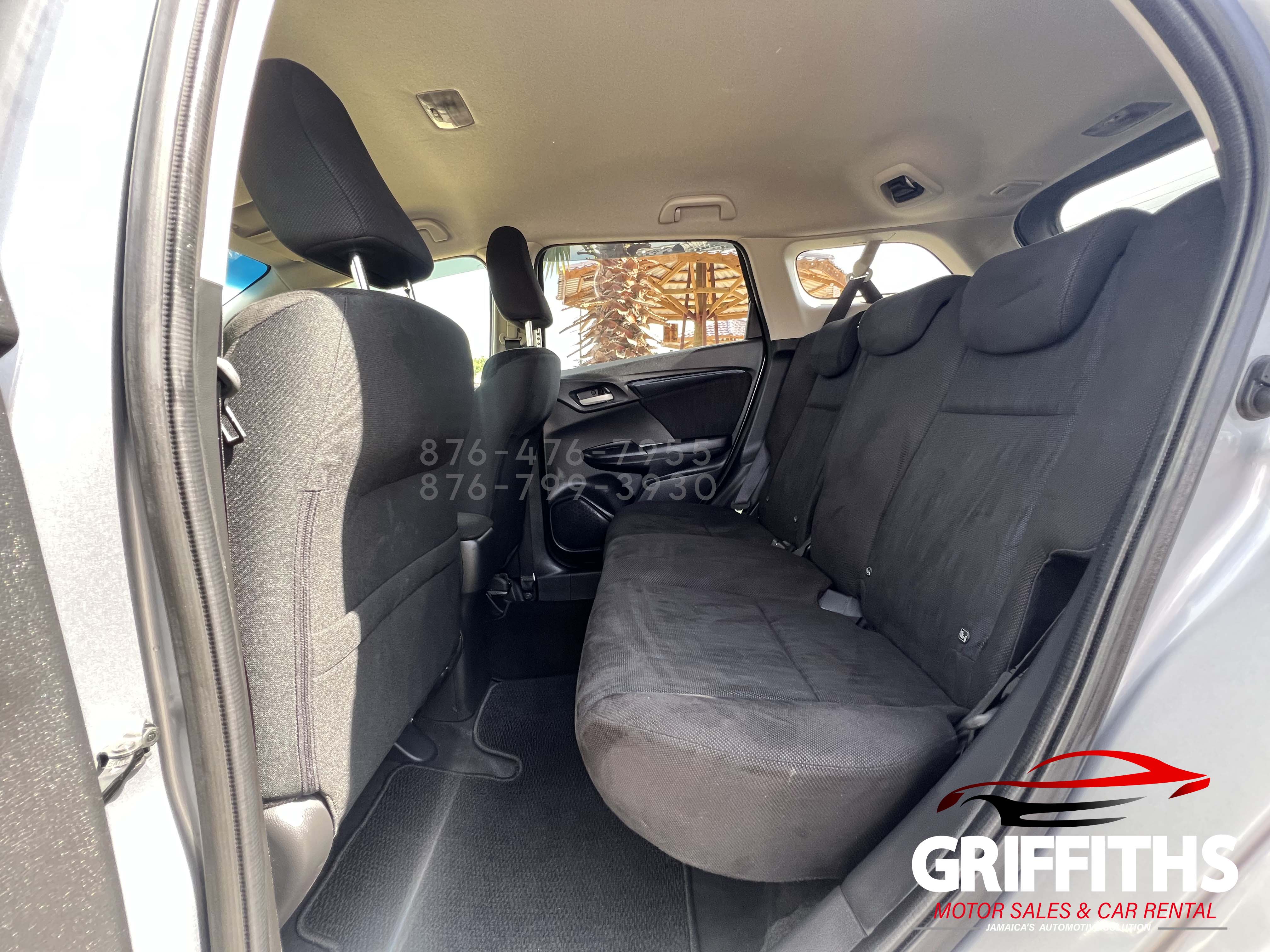 Vehicle Image 14