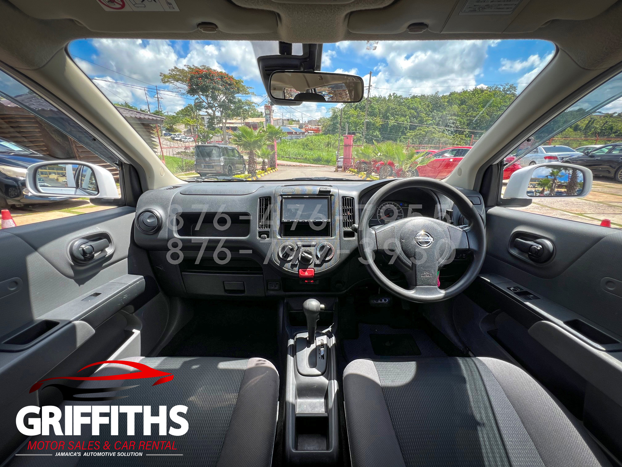 Vehicle Image 10