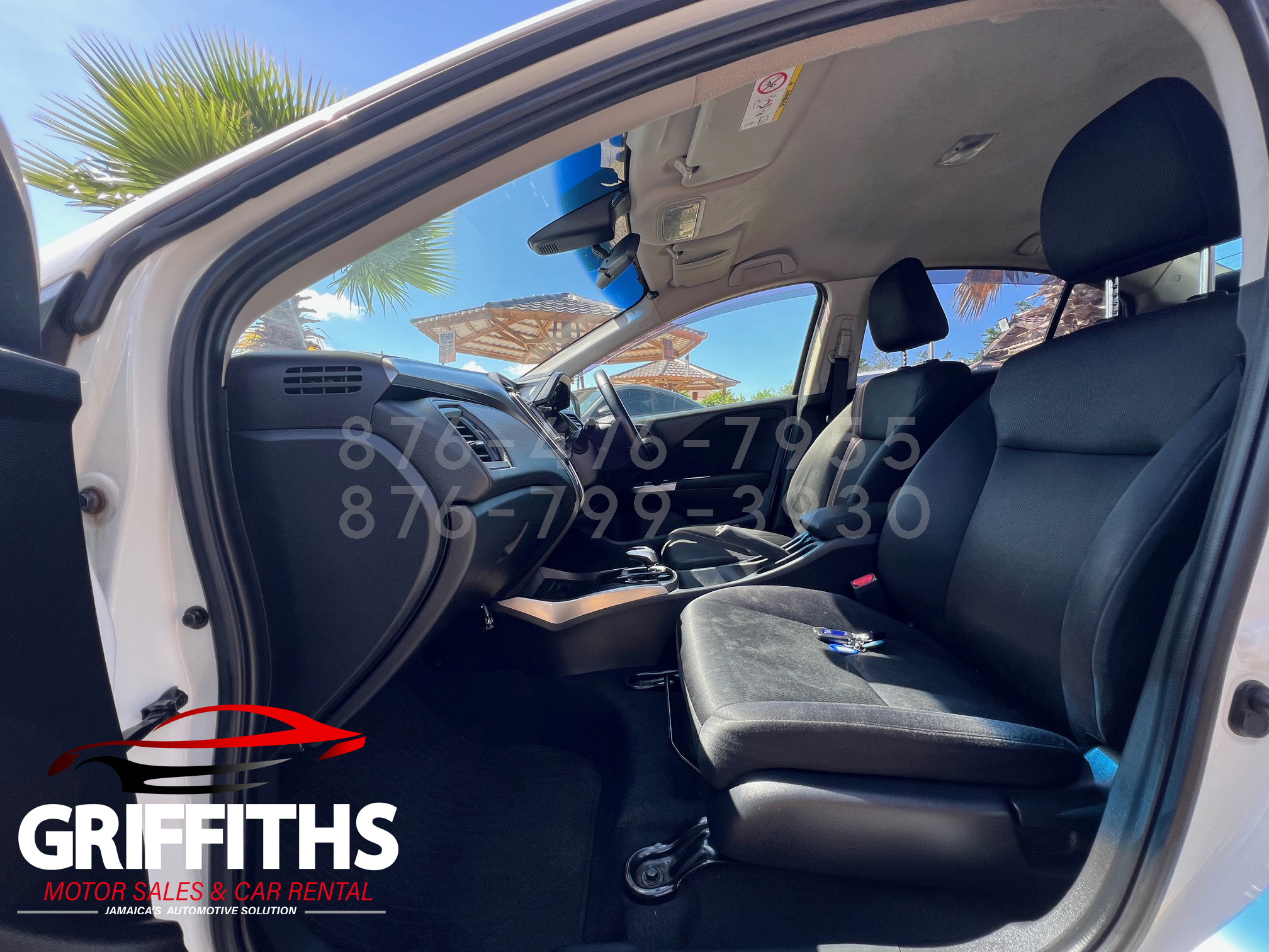 Vehicle Image 12